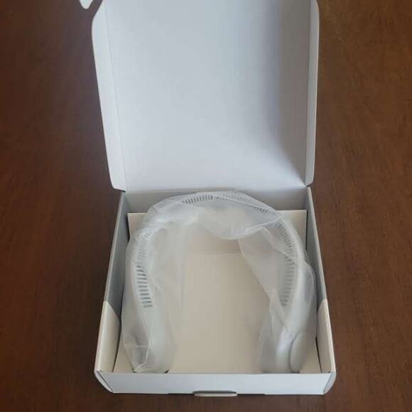 New Jisulife Neck Fan Life 3 Cooler Portable Bladeless Fan New in the box - Picture 4 of 10